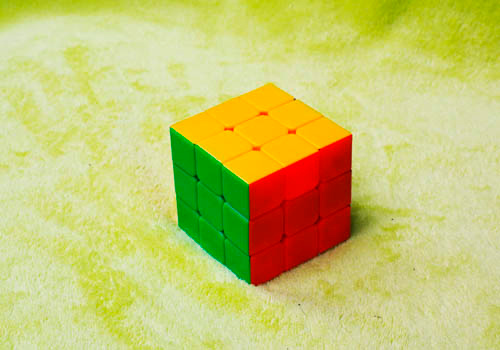Produkt: Rubikova kostka 3x3x3 DAYAN 6 COLORS
