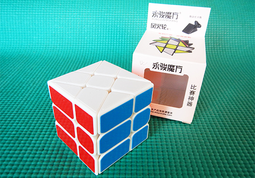 Produkt: Kostka 3x3x3 YJ New Windmill Cube bílá