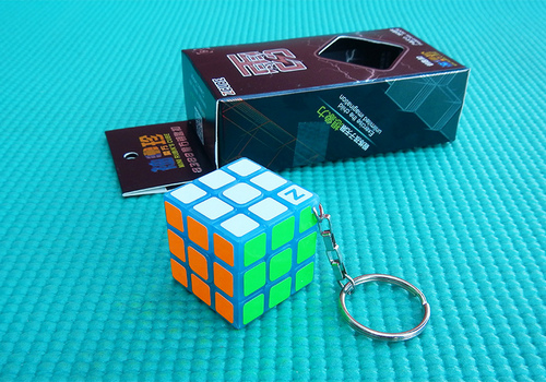 Produkt: Kostka 3x3x3 Z-Cube klíčenka transparentní modrá 30mm