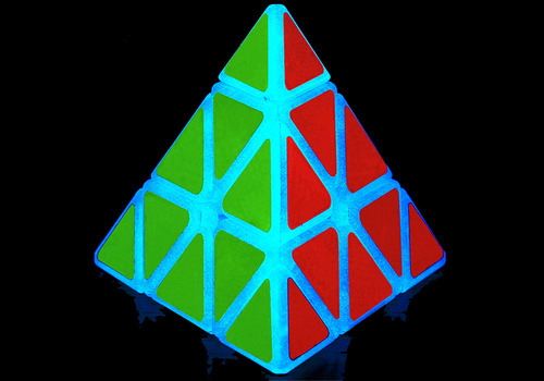 Produkt: Z-Cube Pyraminx 72mm luminiscenční modrý