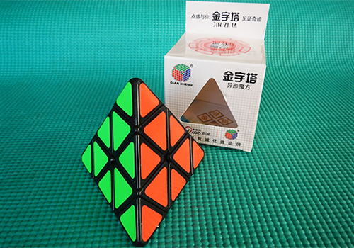 Produkt: DianSheng Pyraminx černý