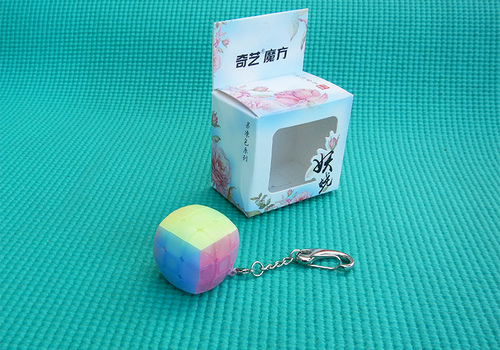 Produkt: Kostka 3x3x3 QiYi klíčenka rounded transparentní