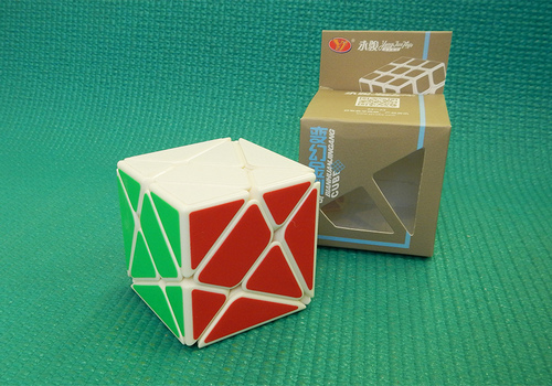 Produkt: YJ New Axis Cube bílá